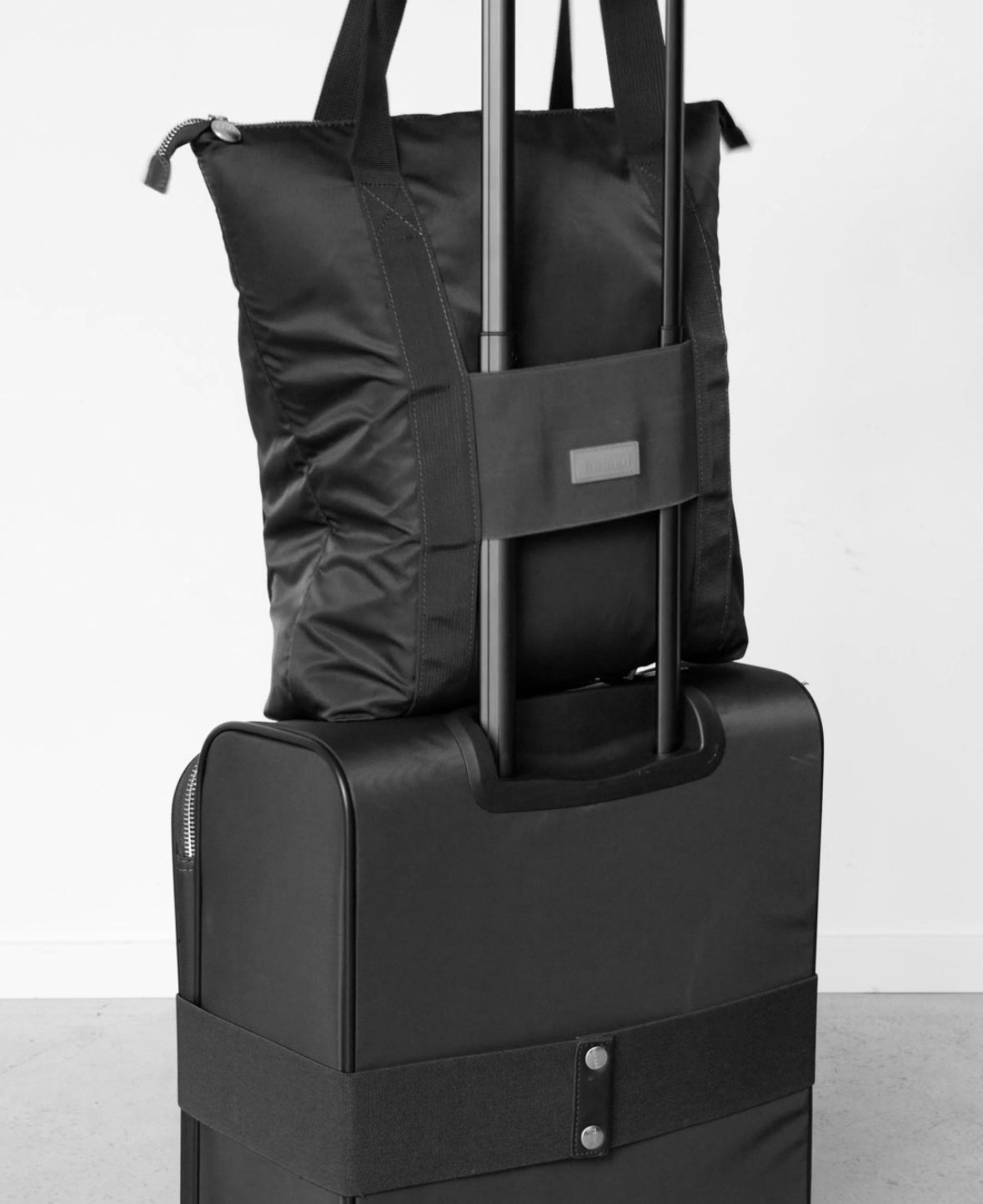 The Airport Set