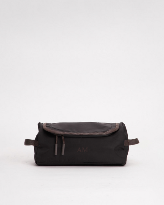 The Hanging Toiletry Bag – waterproof